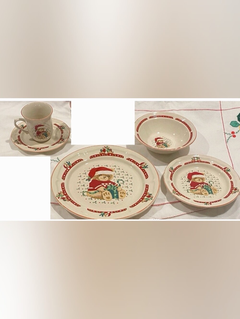 Tienshan Theodore Bears Christmas Stoneware ONE 5 Piece Place Settings